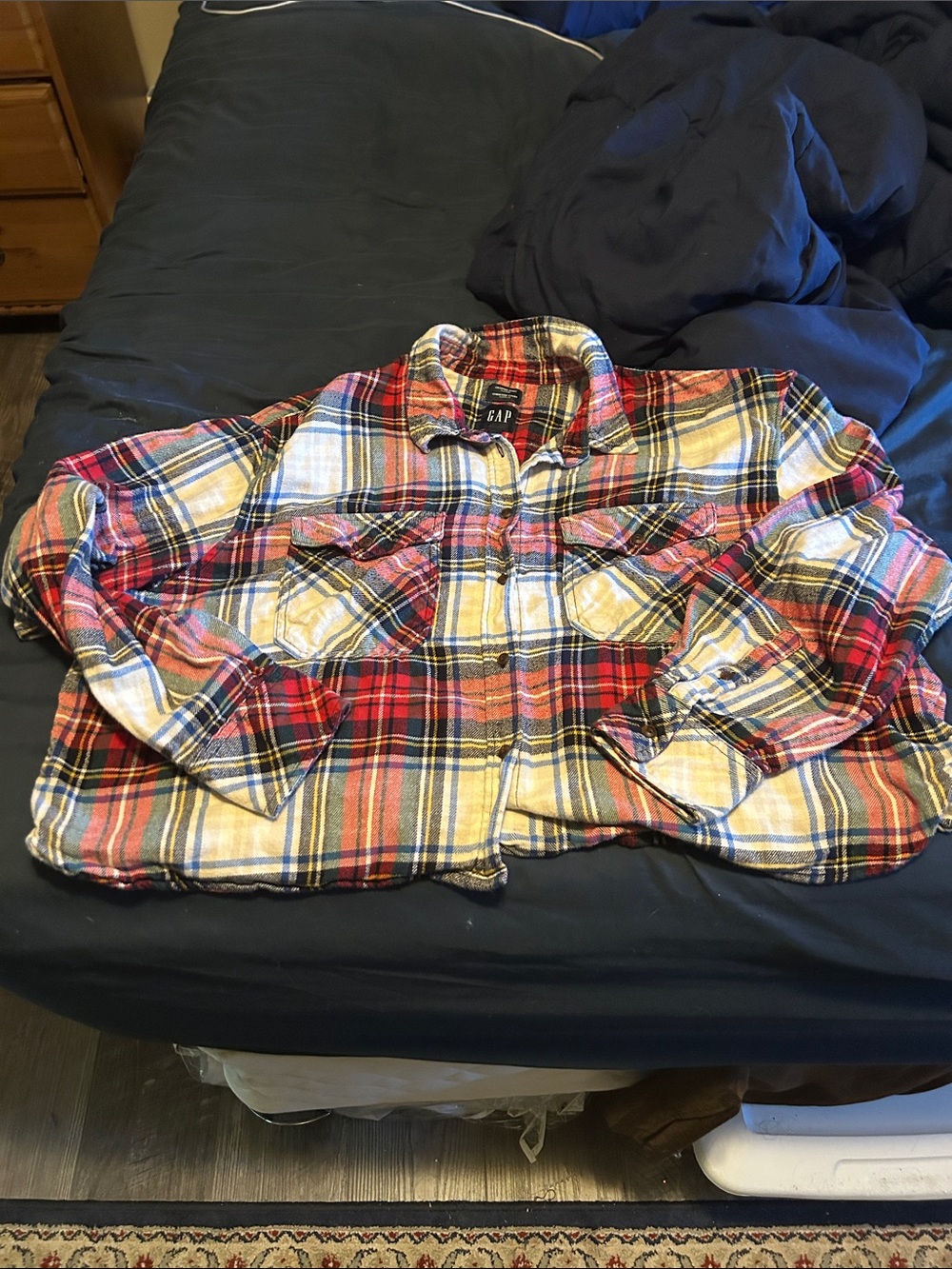 GAP women’s Red and Yellow Plaid Button-Down Shirt